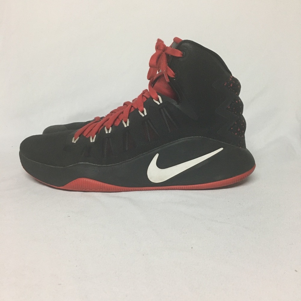 Hyperdunk 2016 SE USED WITH BOX